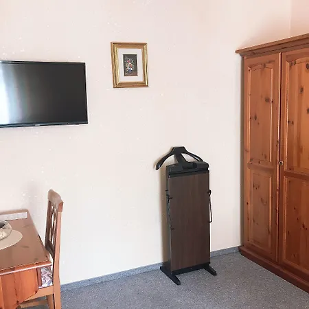 Haus Schlematal Und Restaurant Hotel 3*