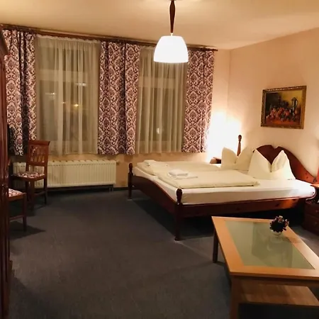 Hotel Haus Schlematal Und Restaurant 3*
